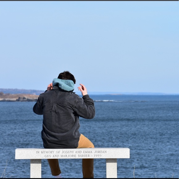 Profile Picture of Alex Candow (@acandow) on Poshmark