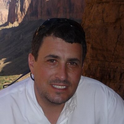 Profile Picture of Maskiest Mike ✊🏿✊🏾✊🏽#BLM (@mikewolfson) on Twitter