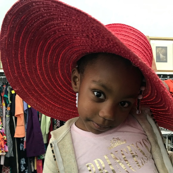 Profile Picture of Linda Fantroy (@jalisasthings) on Poshmark