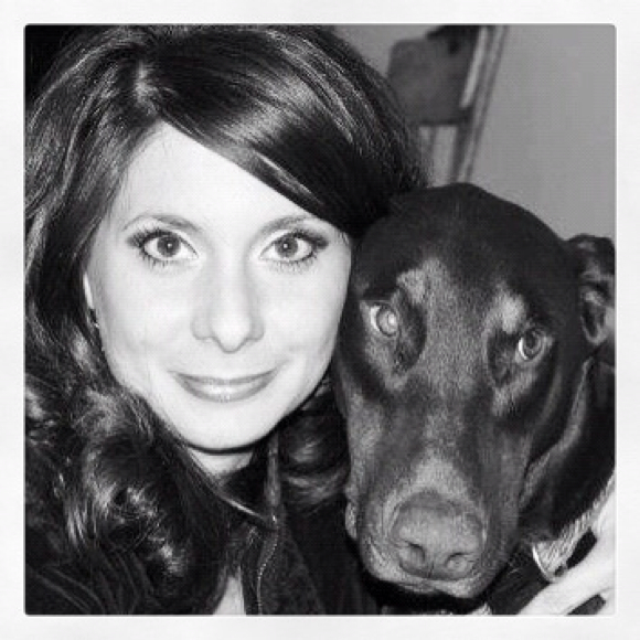 Profile Picture of Lisa Digiovine (@lisadigi) on Poshmark