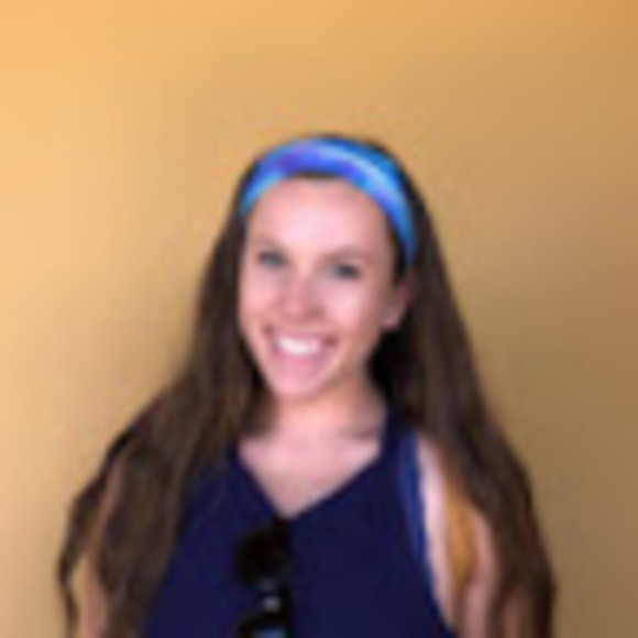 Profile Picture of Kristen Liquori (@ksl93) on Poshmark