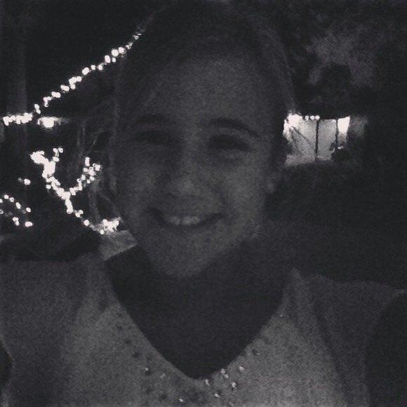 Profile Picture of Bella Fesko (@bellacandy03) on Poshmark