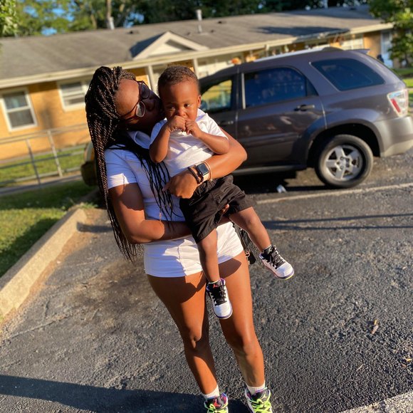 Janeila Butts - Poshmark Profile Picture of Janeila Butts (@janeilabutts) on Poshmark