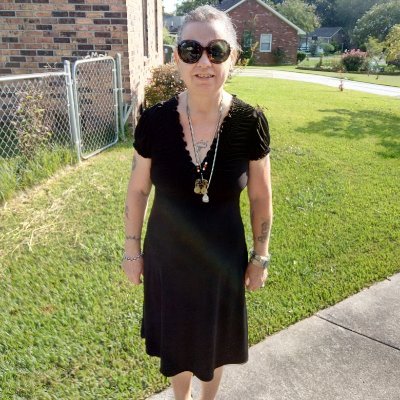 Profile Picture of Leslie Bass (@scbassgirl) on Twitter