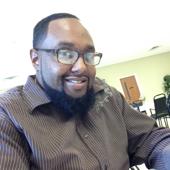 Profile Picture of Bryan Davis (@_sincere2907) on Poshmark