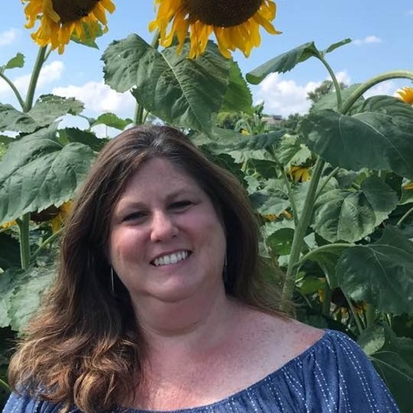 Ann Bekebrede - Poshmark Profile Picture of Ann Bekebrede (@albekebrede) on Poshmark