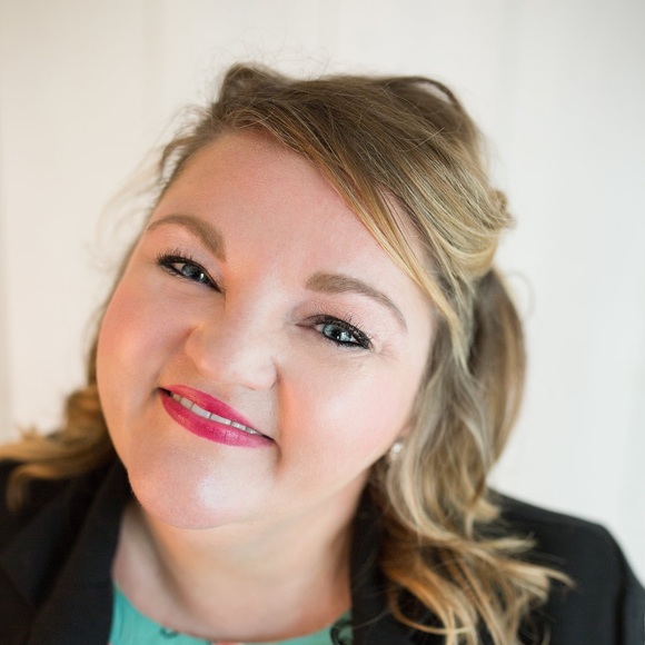 Profile Picture of Tracy Mcdaniel (@trmcdani) on Poshmark