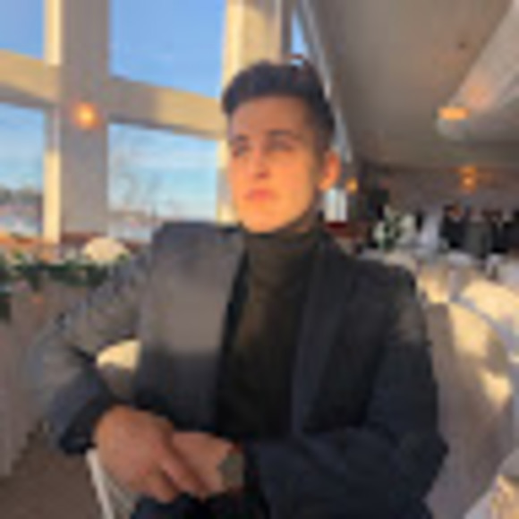 Profile Picture of Justin Bilodeau (@justinbilodeau) on Poshmark