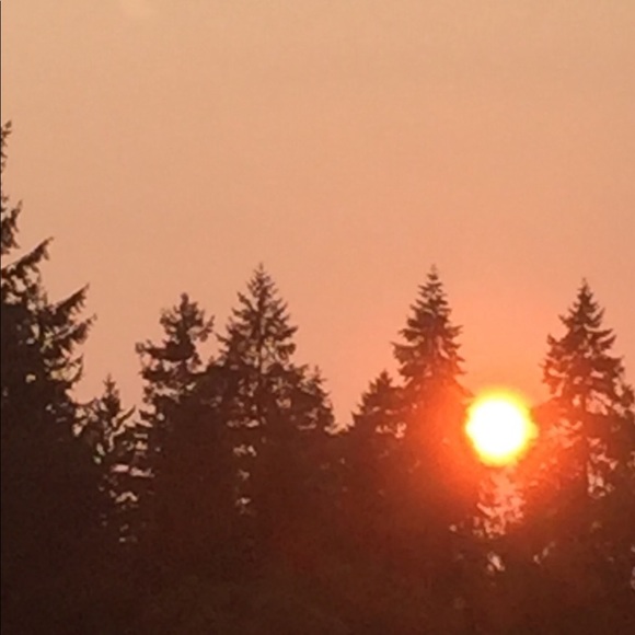 Profile Picture of Chloe Call (@chlo_18) on Poshmark