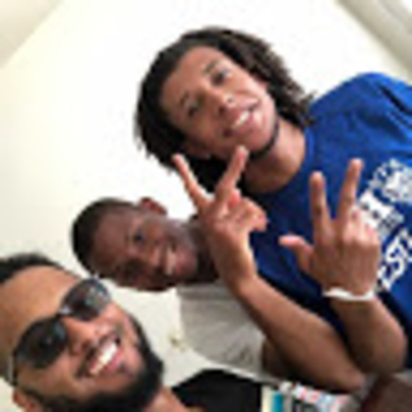 Profile Picture of Kevin Hrobowski (@kevinhrobowski) on Poshmark