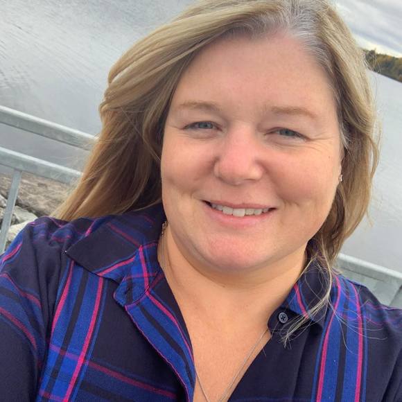 Kimberly Petriga - Poshmark Profile Picture of Kimberly Petriga (@petrigas) on Poshmark