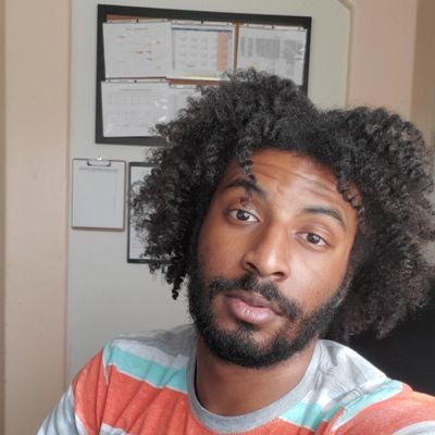 Profile Picture of Cedric Howard (@Monocedritis) on Twitter