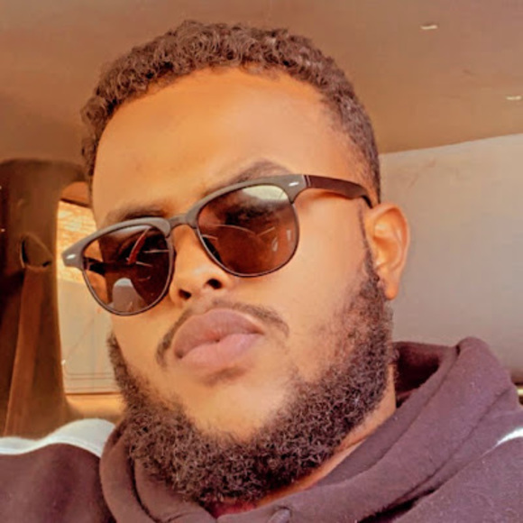 Profile Picture of Moktar Tani (@moktartani) on Poshmark