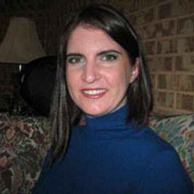 Profile Picture of Marianne (@mariannerenee) on Twitter