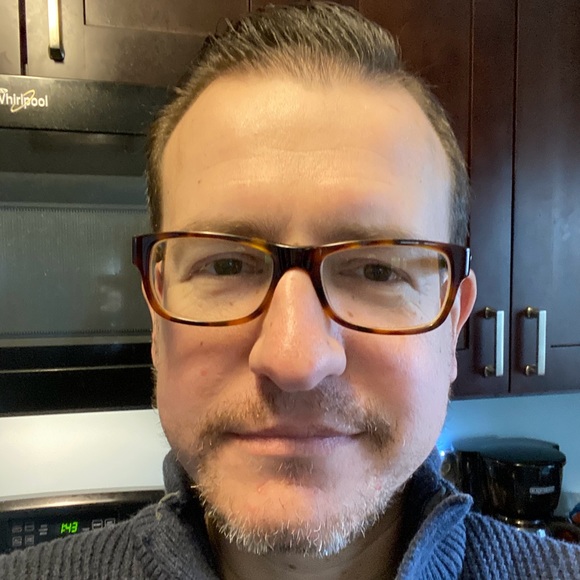 Profile Picture of Matthew Lukac (@mattlukac) on Poshmark
