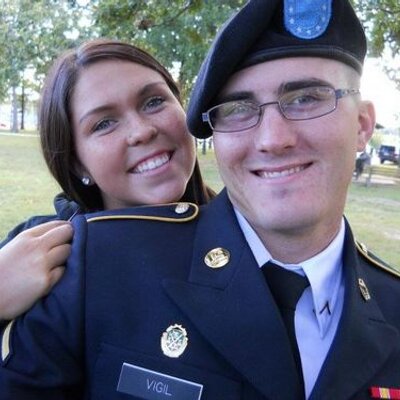 Profile Picture of Alexandra Manning (@AlexMannin) on Twitter