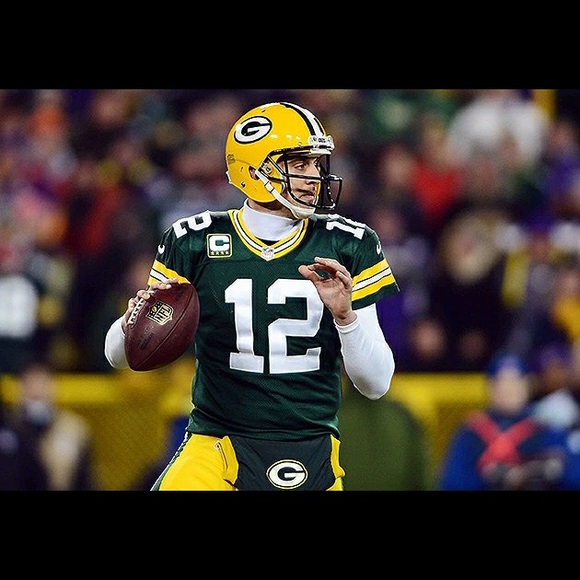 Profile Picture of Marcus Howery (@cheesehead13) on Poshmark