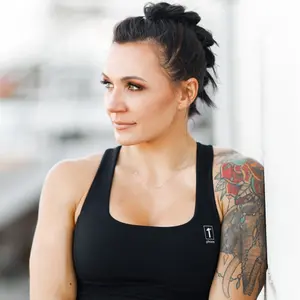 Profile Picture of hanahraejones (@hanahraejones) on Tiktok