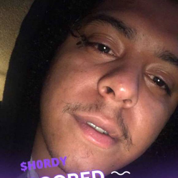 Profile Picture of Marc Crump (@kingmarc1213) on Poshmark