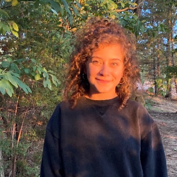 Profile Picture of Camryn Schepps (@psycholibracam) on Poshmark