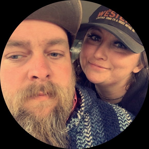 Rayne Jeffrey - Poshmark Profile Picture of Rayne Jeffrey (@raynejeffrey) on Poshmark