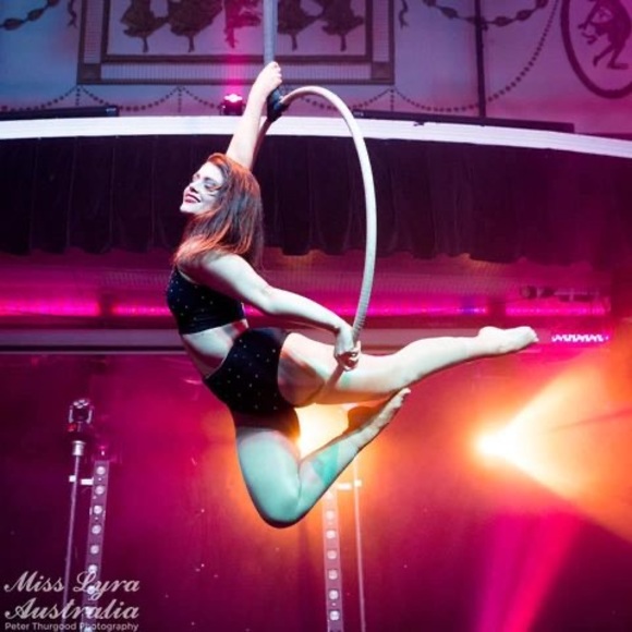 Profile Picture of Alison Pickup (@alipickup) on Poshmark