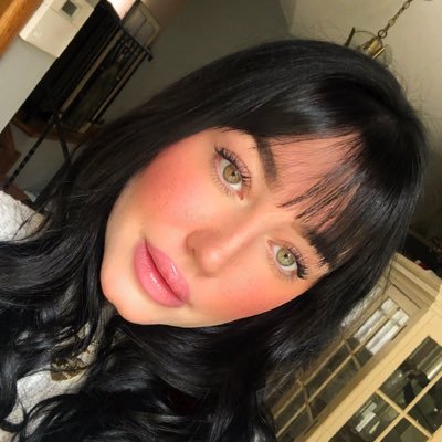 Profile Picture of Brielle✨ (@MUbyBrielle) on Twitter