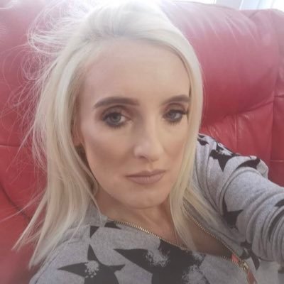 Profile Picture of McC (@eileenlowe69) on Twitter