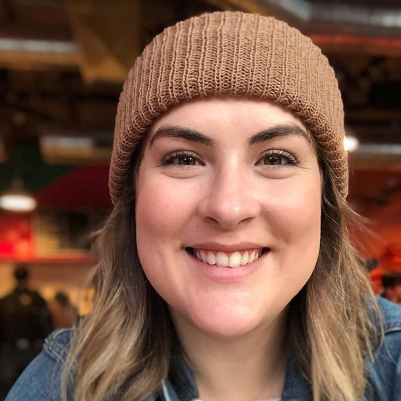 Profile Picture of Julia Neff (@julianeff) on Poshmark