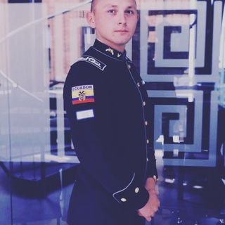 Profile Picture of Richard Benavides (@Richiesp1997) on Twitter