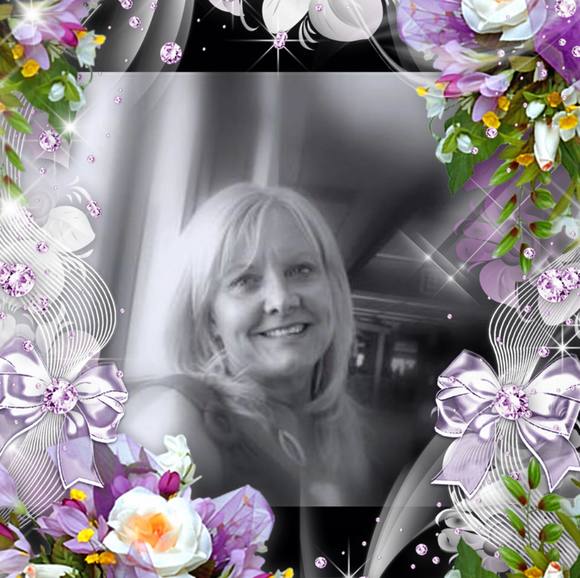 Profile Picture of Teresa Gallagher (@tmgallagher) on Poshmark