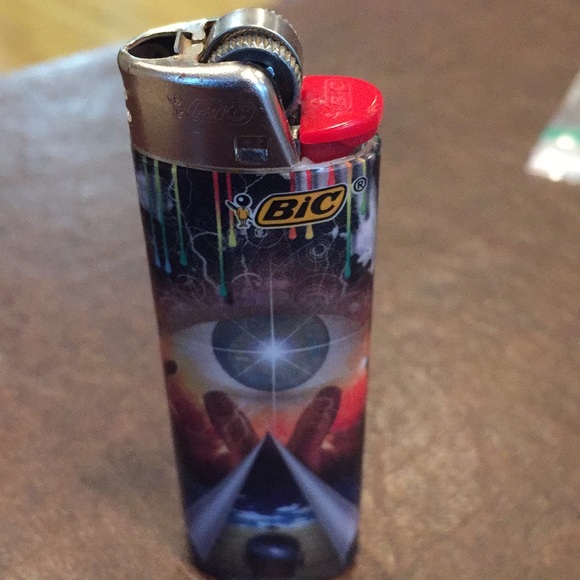 Profile Picture of Marcus Alston (@karktheshark) on Poshmark