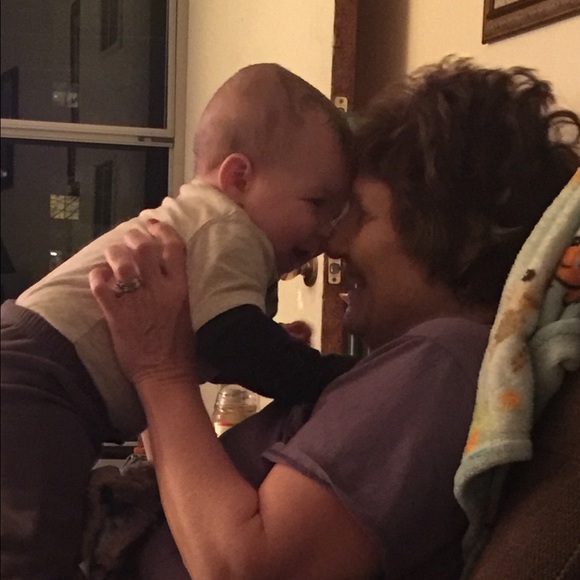 Profile Picture of Christine Tomasic (@knittymom) on Poshmark