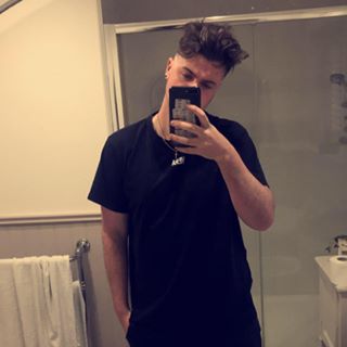 Profile Picture of Luke Carroll (@dsifjkrofk) on Facebook