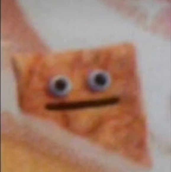 Profile Picture of Leah Buetow (@lpbuetow8) on Poshmark