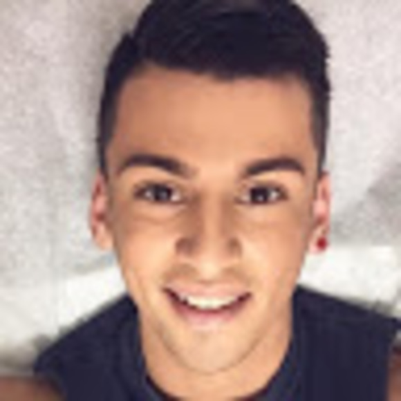 Profile Picture of Jimmy Velasquez (@jimmy_velasquez) on Poshmark