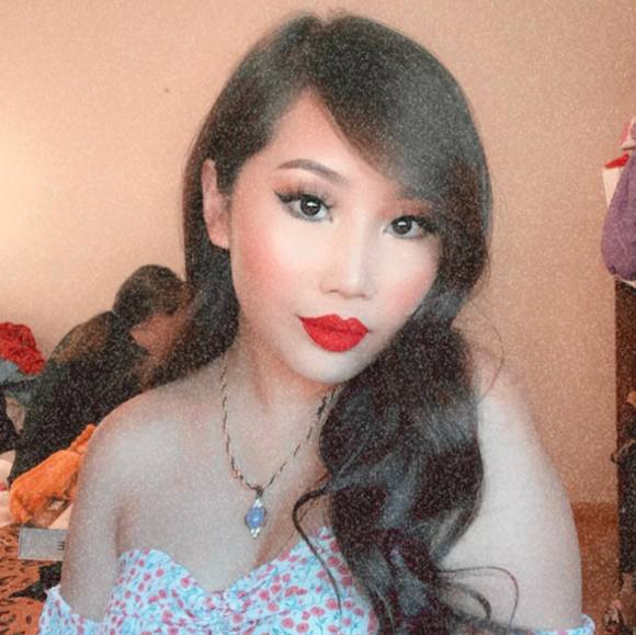 Profile Picture of Tiaj Xiong (@votiaj) on Poshmark