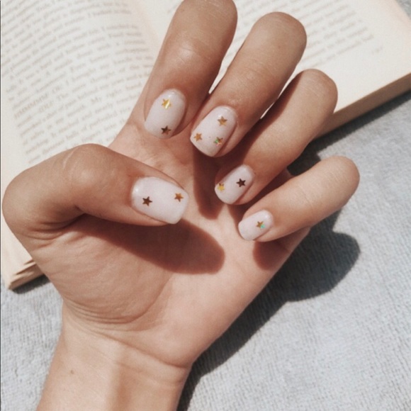 Profile Picture of Shoshana Ronen (@shoshanaronen) on Poshmark