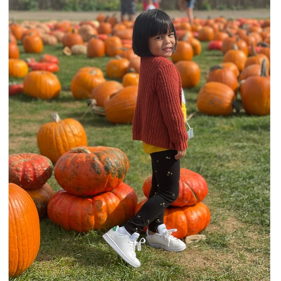 Rizzabelle Figuracion - Poshmark Profile Picture of Rizzabelle Figuracion (@mingmingcloset) on Poshmark