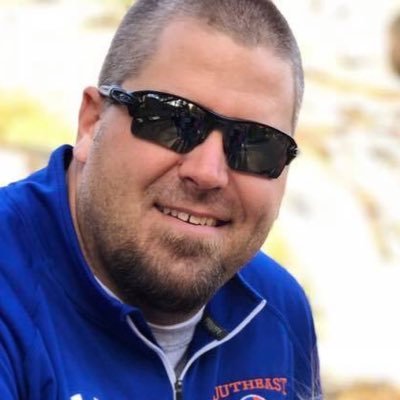 Profile Picture of Daniel Bradshaw (@coachbradshaw53) on Twitter