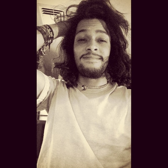 Profile Picture of Andrew Malak (@somehippy) on Poshmark