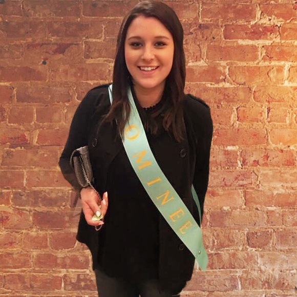 Profile Picture of Whitney Eskelson (@whitann85) on Poshmark