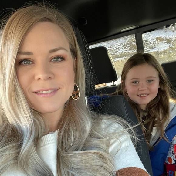 Profile Picture of Brandi Kiser (@brandikiser) on Poshmark