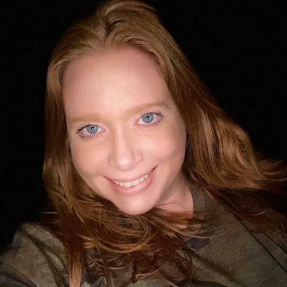 Profile Picture of Susan Goumaz (@irelandbound) on Poshmark