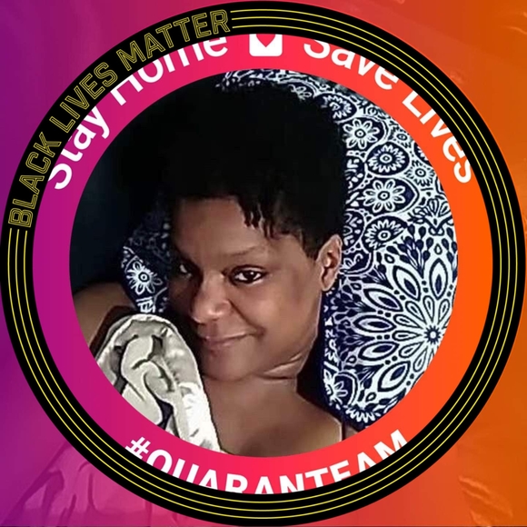 Profile Picture of Gina Cady (@ginacady) on Poshmark