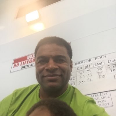 Profile Picture of Eddie Pearson (@EddieLPearson) on Twitter