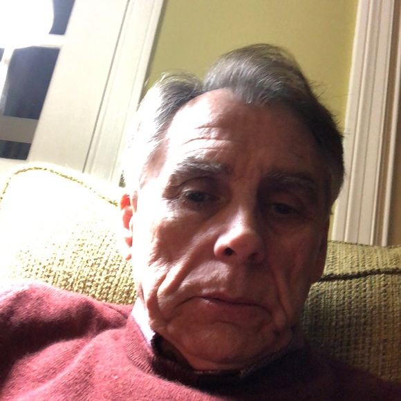 Profile Picture of Ron Borders (@ronborders) on Poshmark