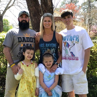 Profile Picture of Jennifer Thomas (@Mizz_Thomas7717) on Twitter