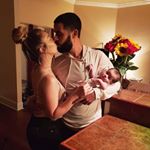 Profile Picture of Holly Cronan (@yllohamour) on Instagram