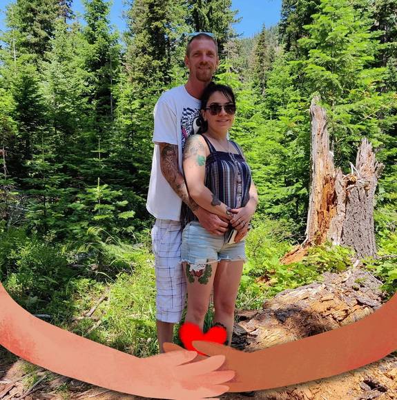 Profile Picture of Josh Holm (@joshdholm) on Poshmark